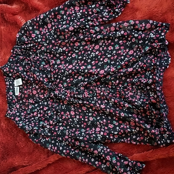Route 66 Mid-Sleeve Floral Blouse - Picture 3 of 10
